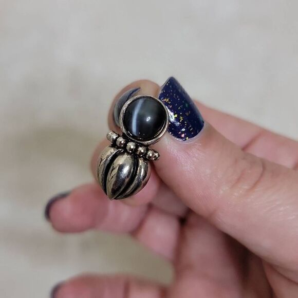 Pendant Silver Stud Earrings With Stone - Picture 6 of 7